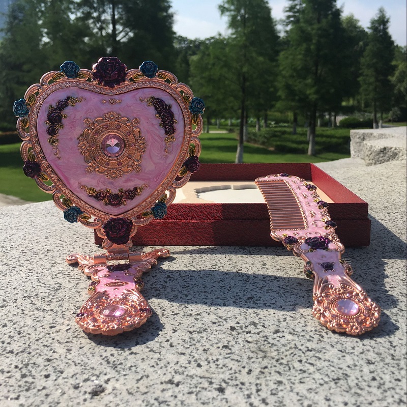 Makeup Mirror Comb Set with Gi - Candle X 评论和价格